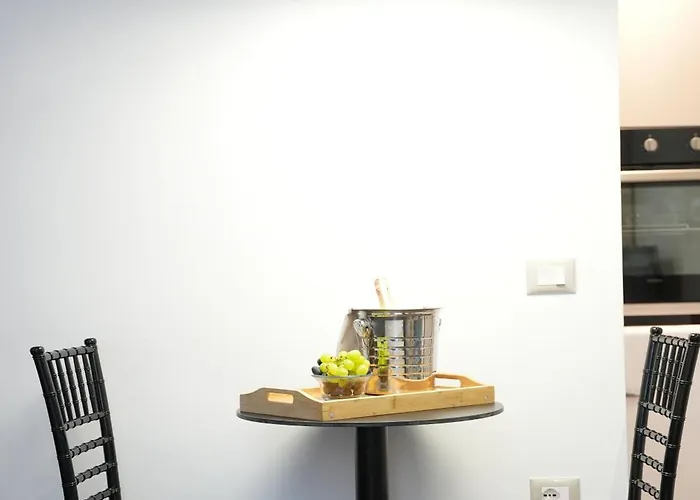 Azure Luxe 2 טיראנה